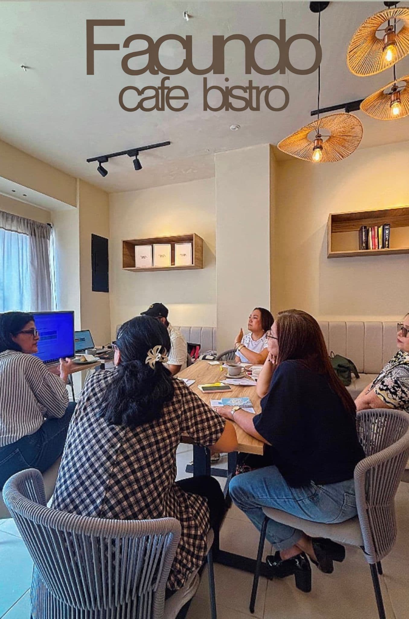 Ambiente del Facundo Café Bistró, sede del taller presencial en Barranquilla